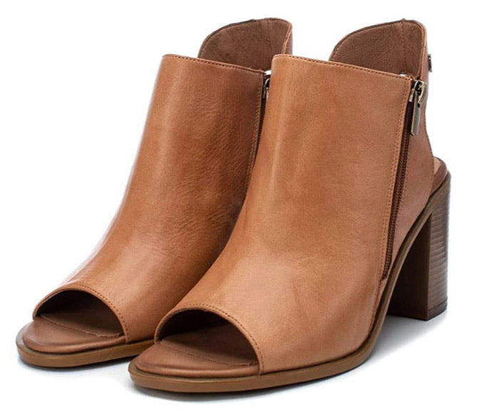 Carmela Womens Leather High Heel Sandals - Tan
